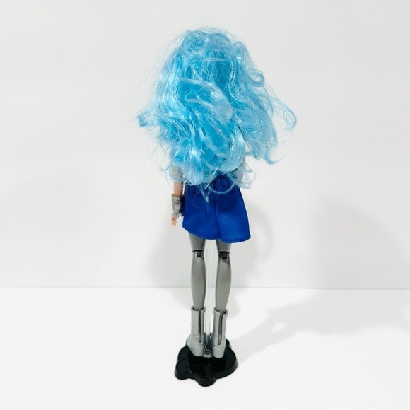 Mattel Disney Zombies 3 Addison Wells Out of This World Doll 11.5" - Picture 4 of 5